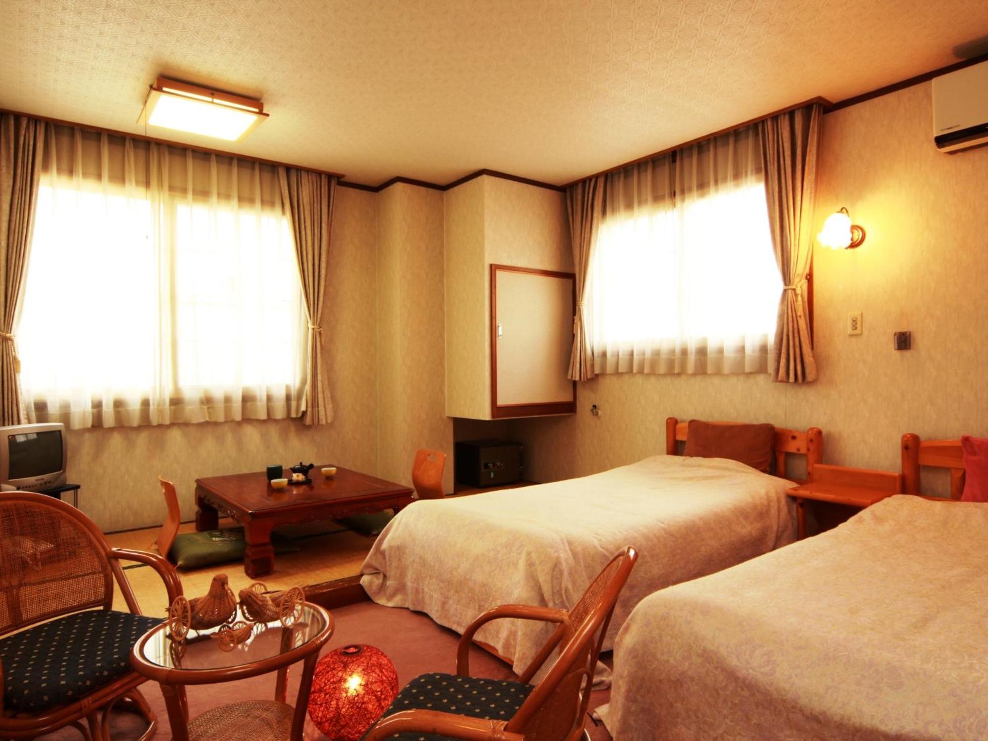 Hatoguruma Kawabata Hotel Nozawaonsen Room photo